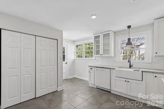 W H Smith - Residential