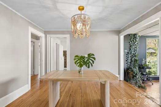 W H Smith - Residential