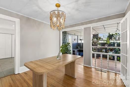 W H Smith - Residential