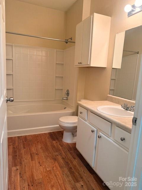 Seasons at Biltmore Lake - Residential