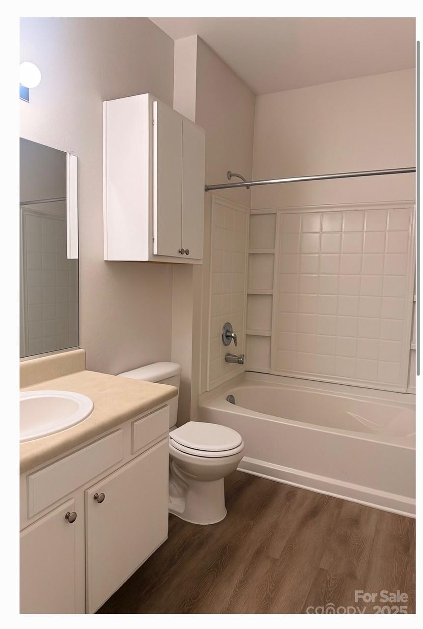 Seasons at Biltmore Lake - Residential