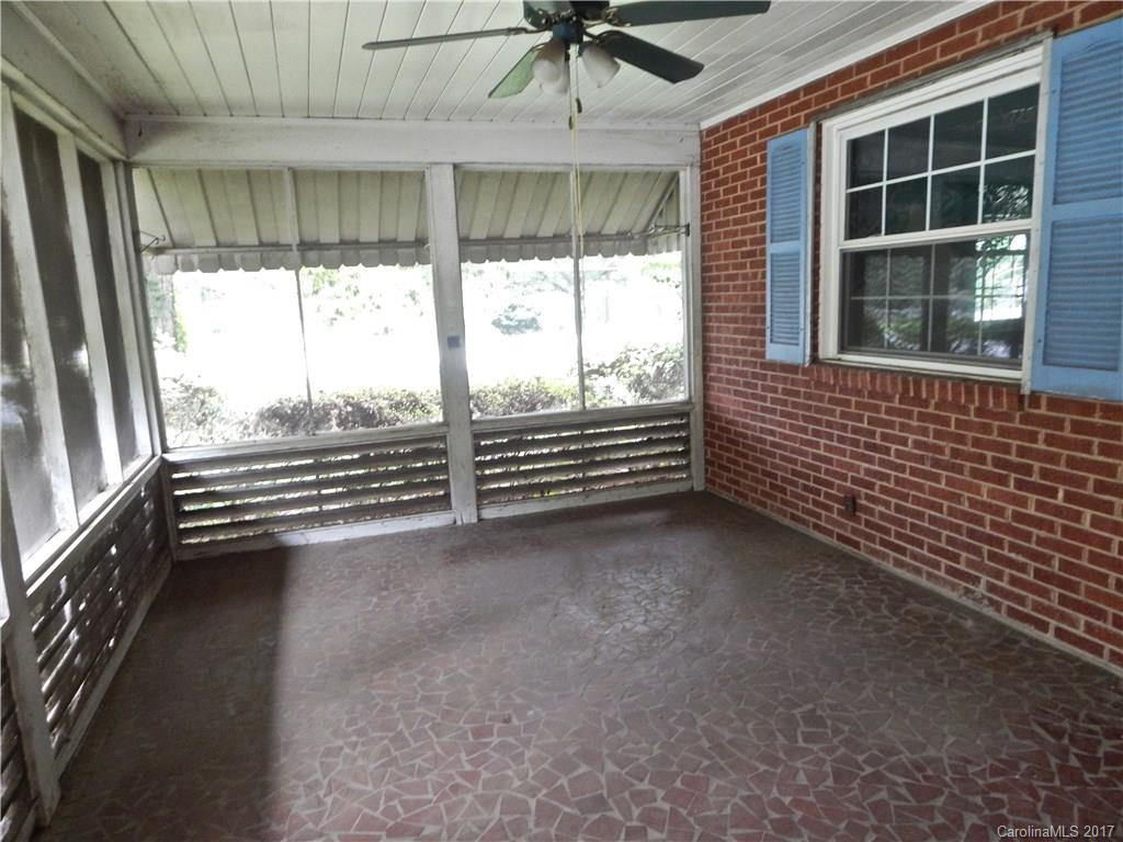 Royal Oaks - Residential