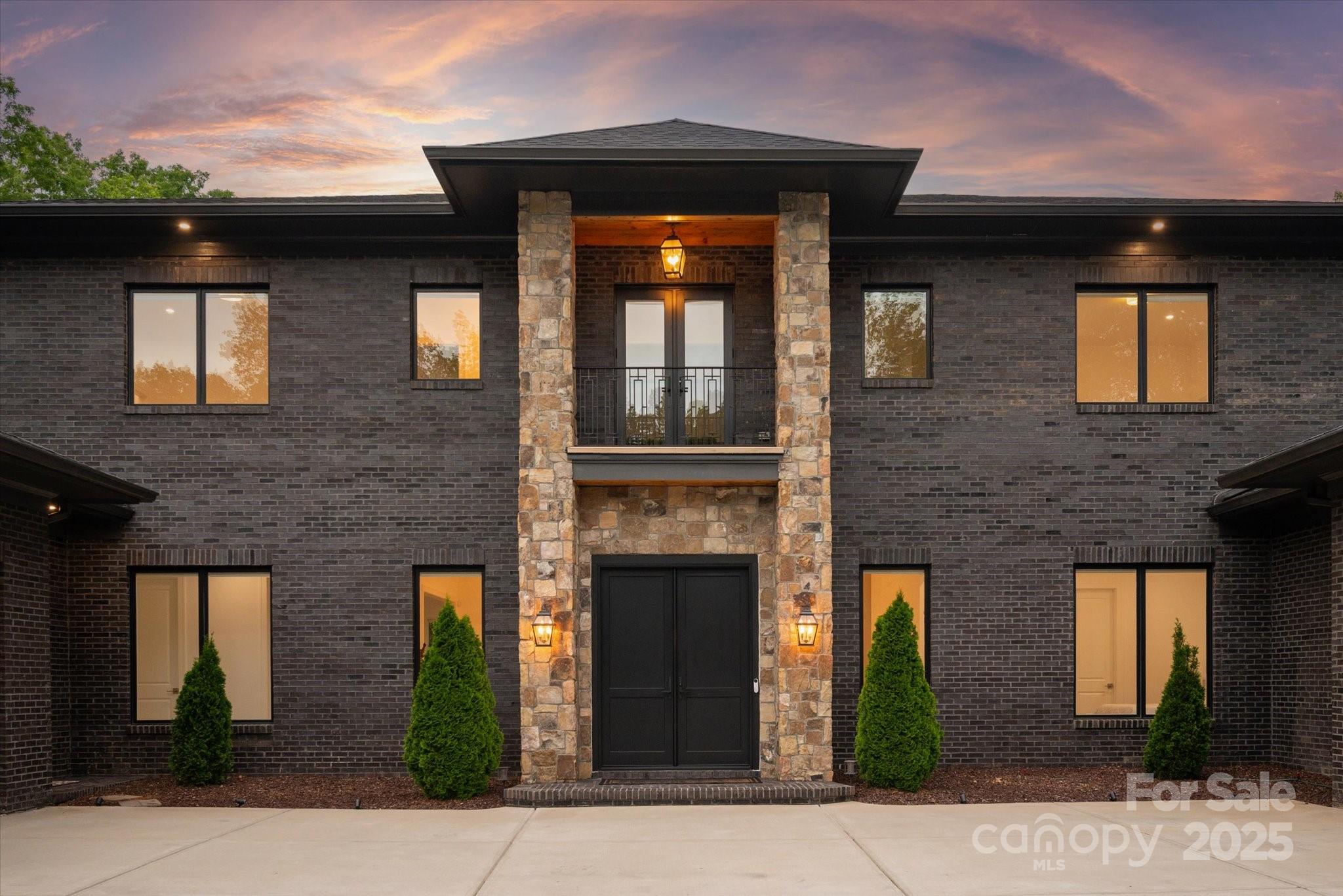 3020 Brooks Mill Lane