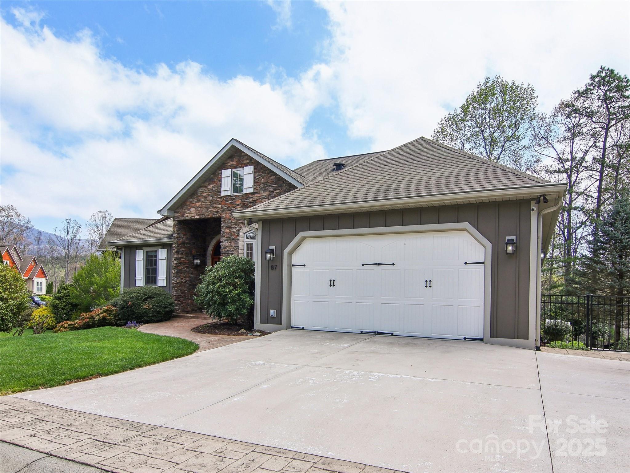87 Ledgestone Drive