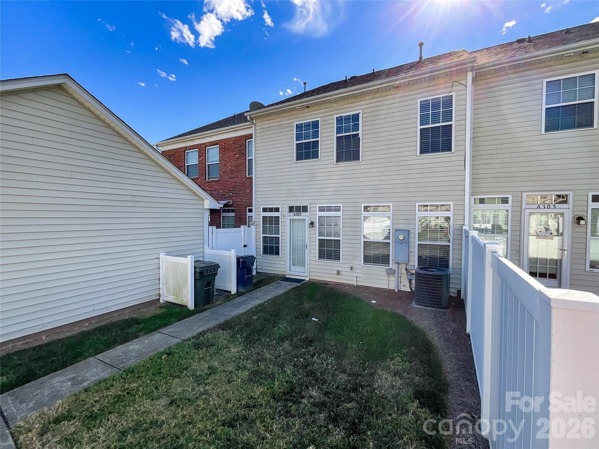 Lake Park - Residential