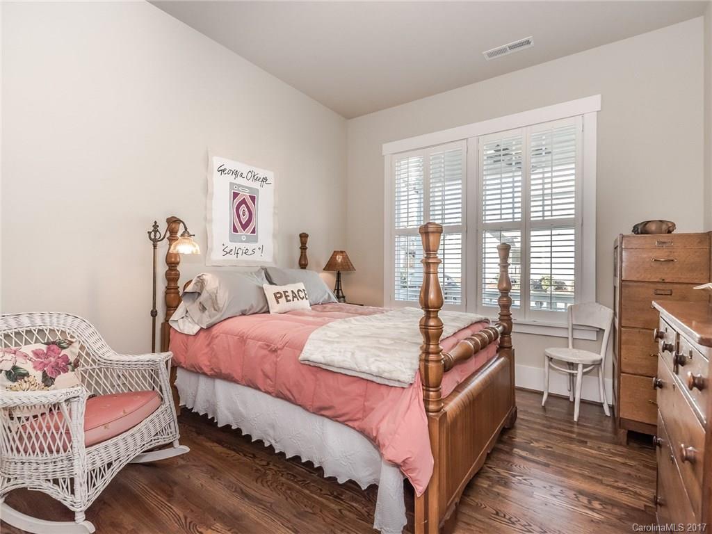 Riverwalk - Residential