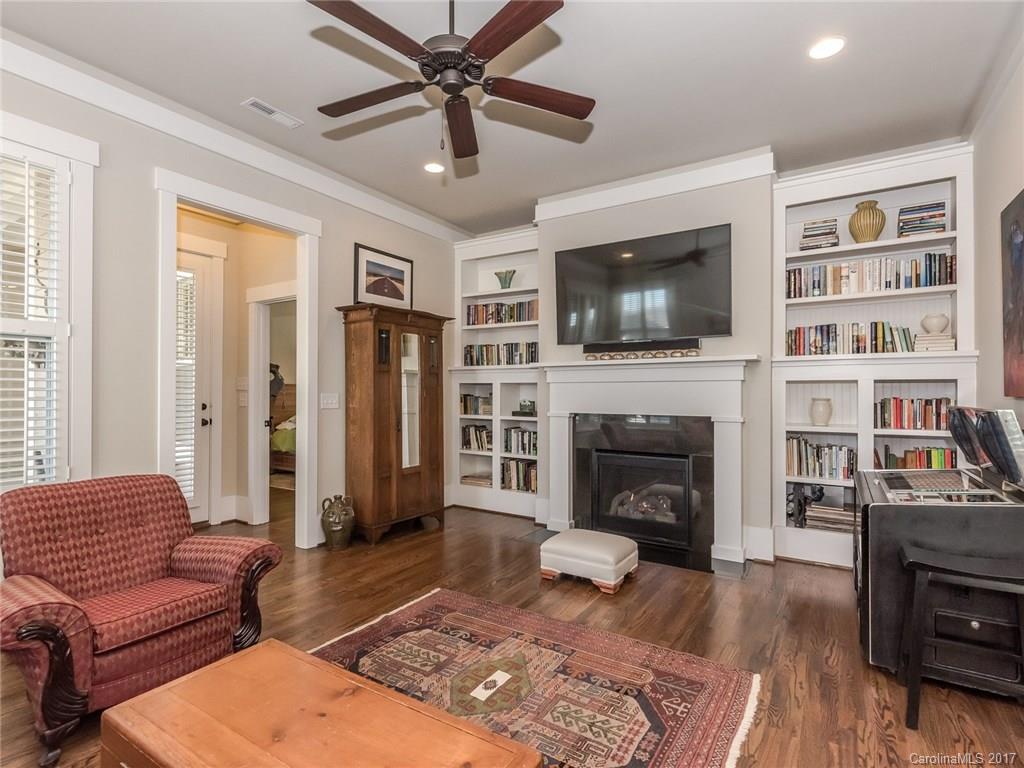 Riverwalk - Residential