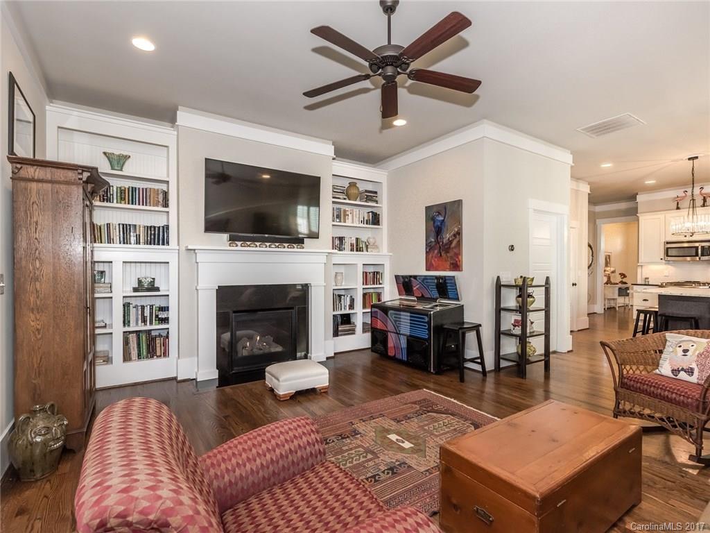 Riverwalk - Residential