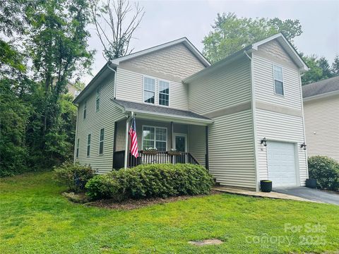 46 S Cottage Court Hendersonville NC 28739