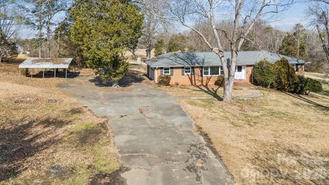 Photo of 9525 Brief Road, Charlotte, NC 28227 (MLS # 4344624)