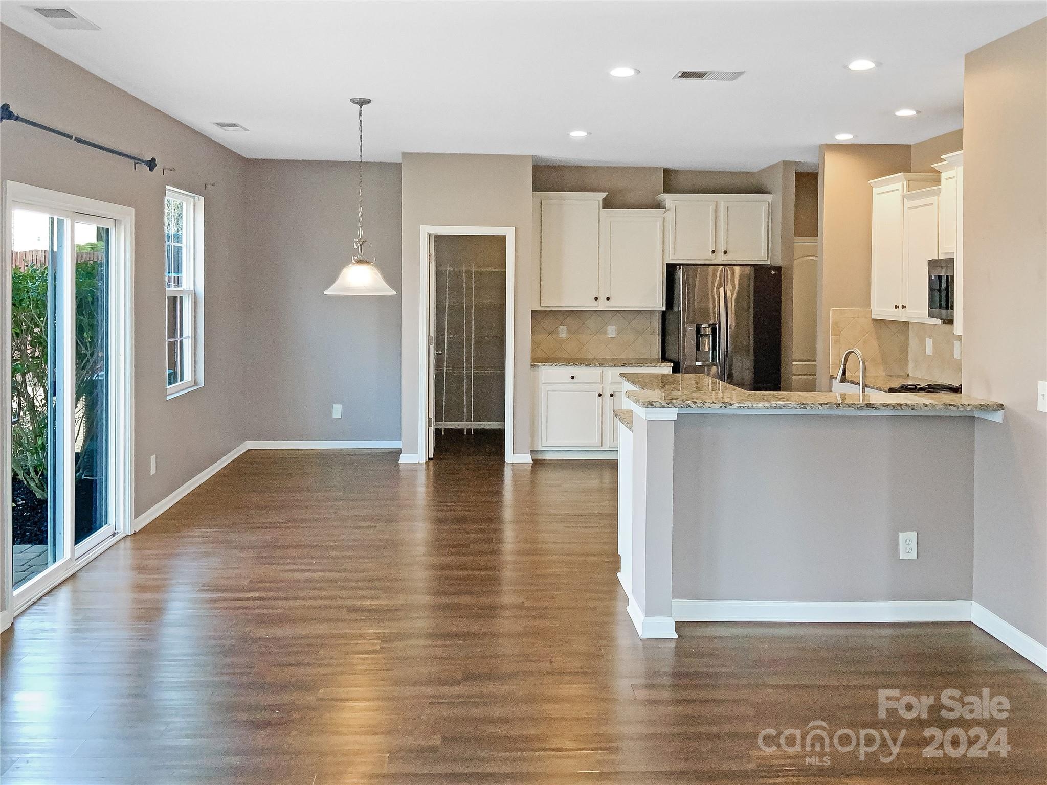 Wellesley East - Residential