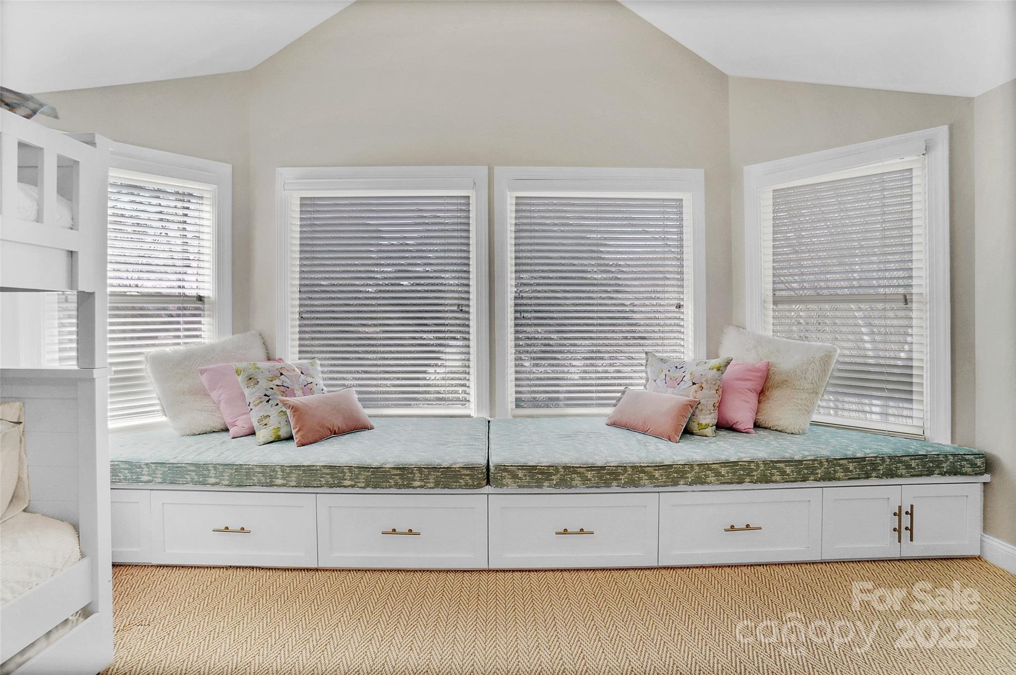 Rea Woods - Residential