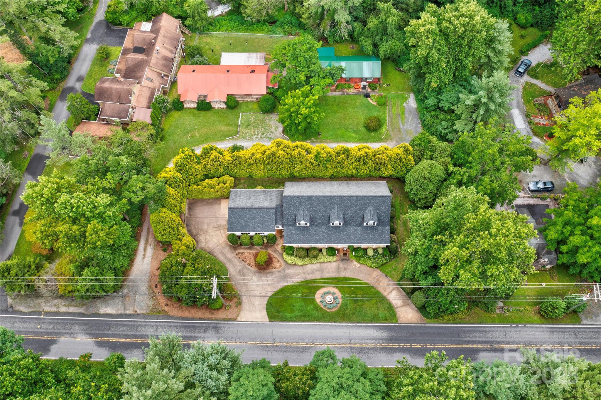 2606 Greenville Highway