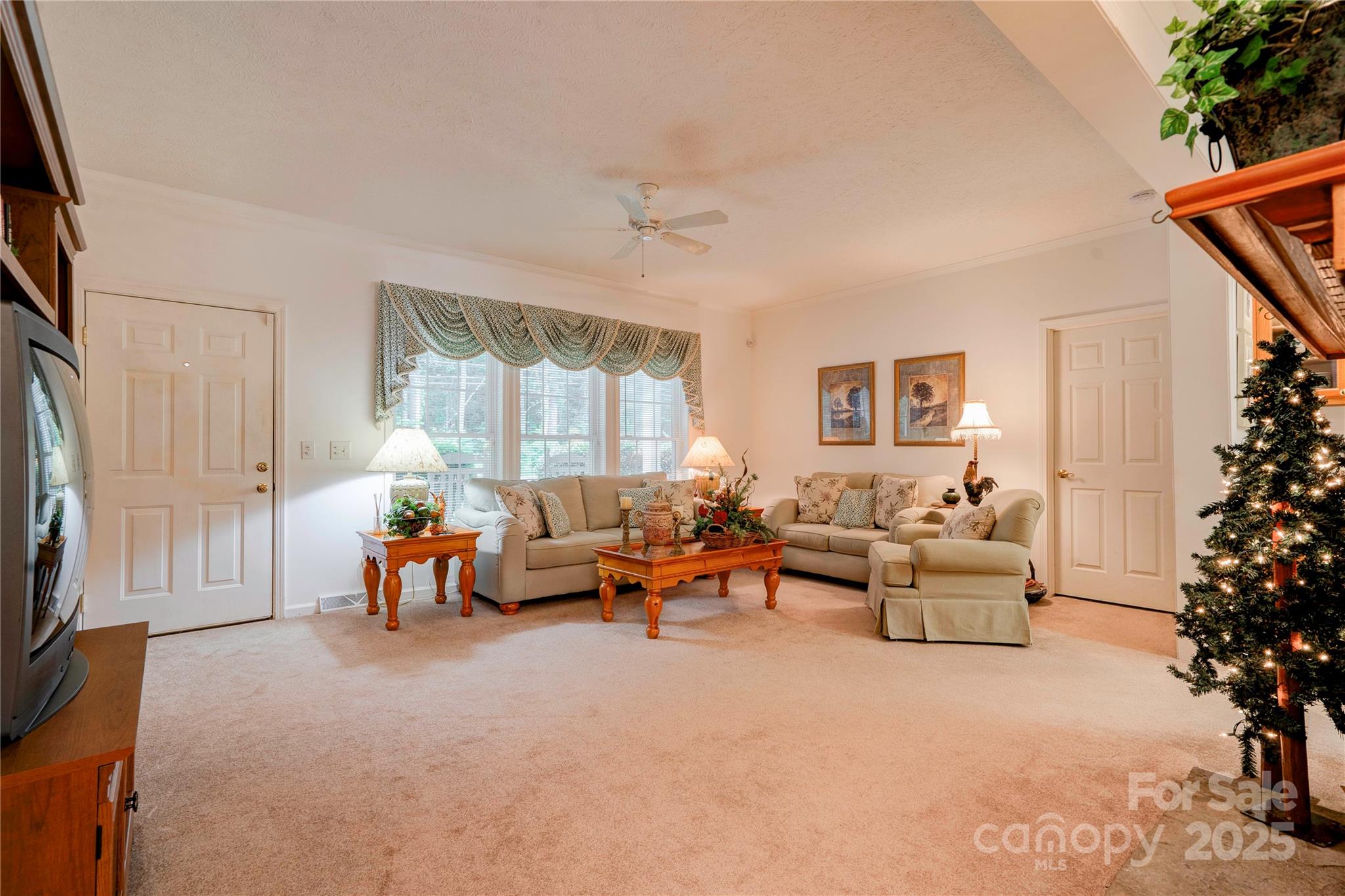 2606 Greenville Highway