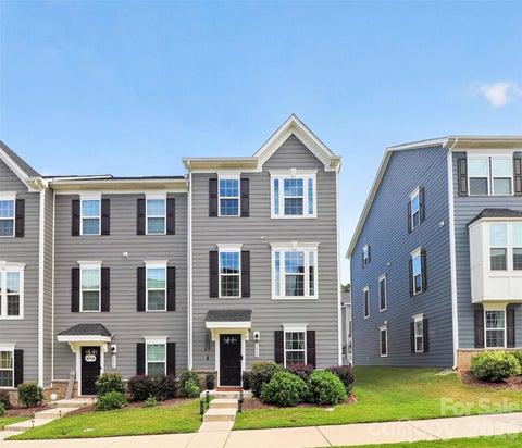 Photo of 2402 Autumn Olive Lane, Matthews, NC 28104 (MLS # 4423034)