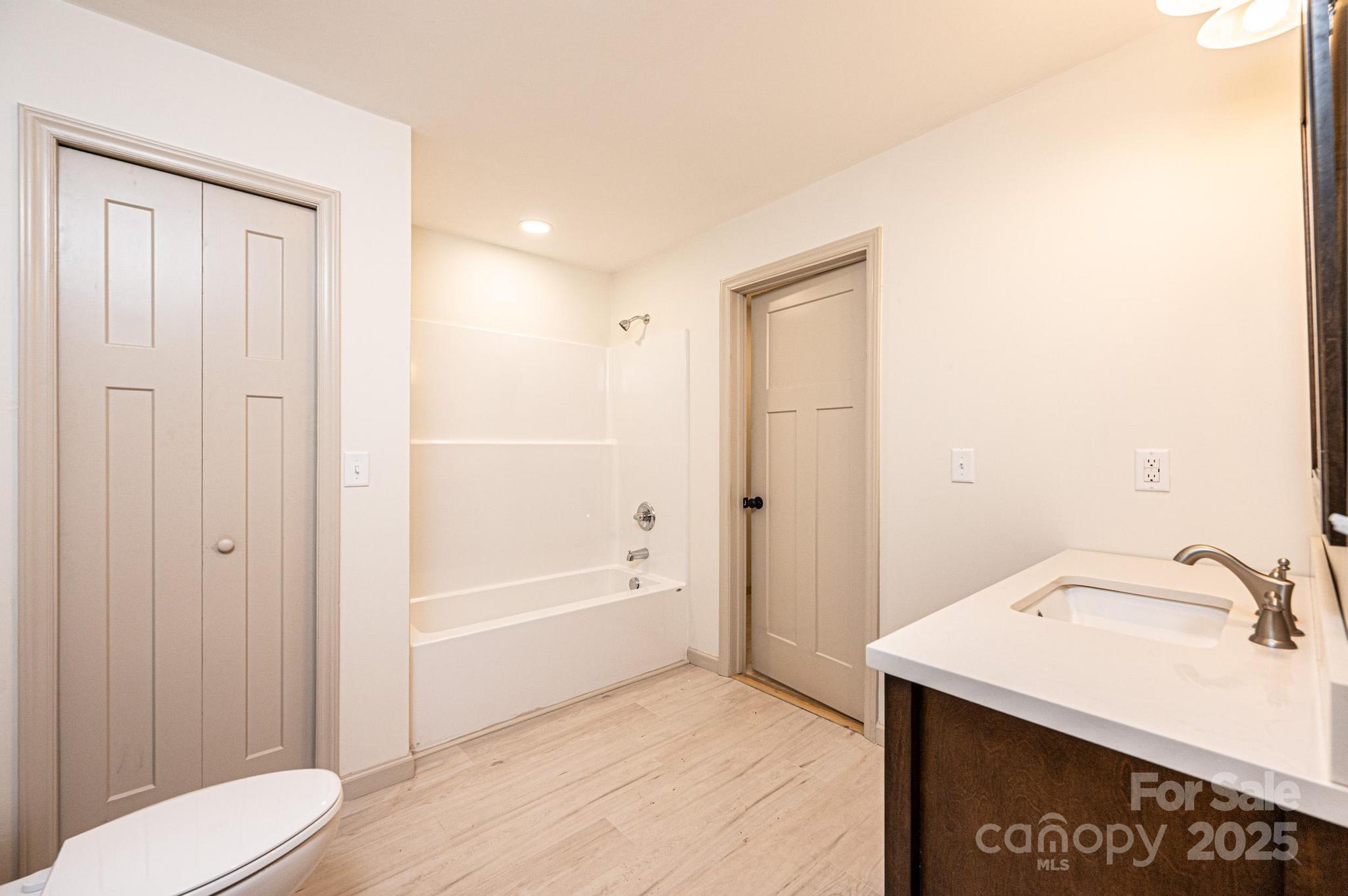 Kentwood Park - Residential