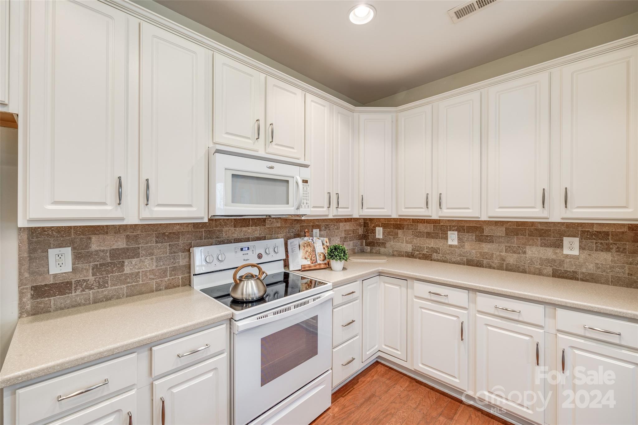 Four Seasons At Gold Hill - Residential