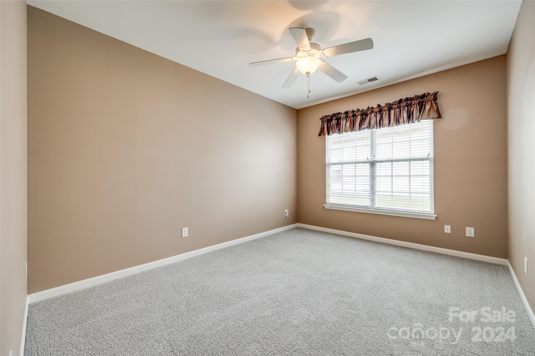 Four Seasons At Gold Hill - Residential