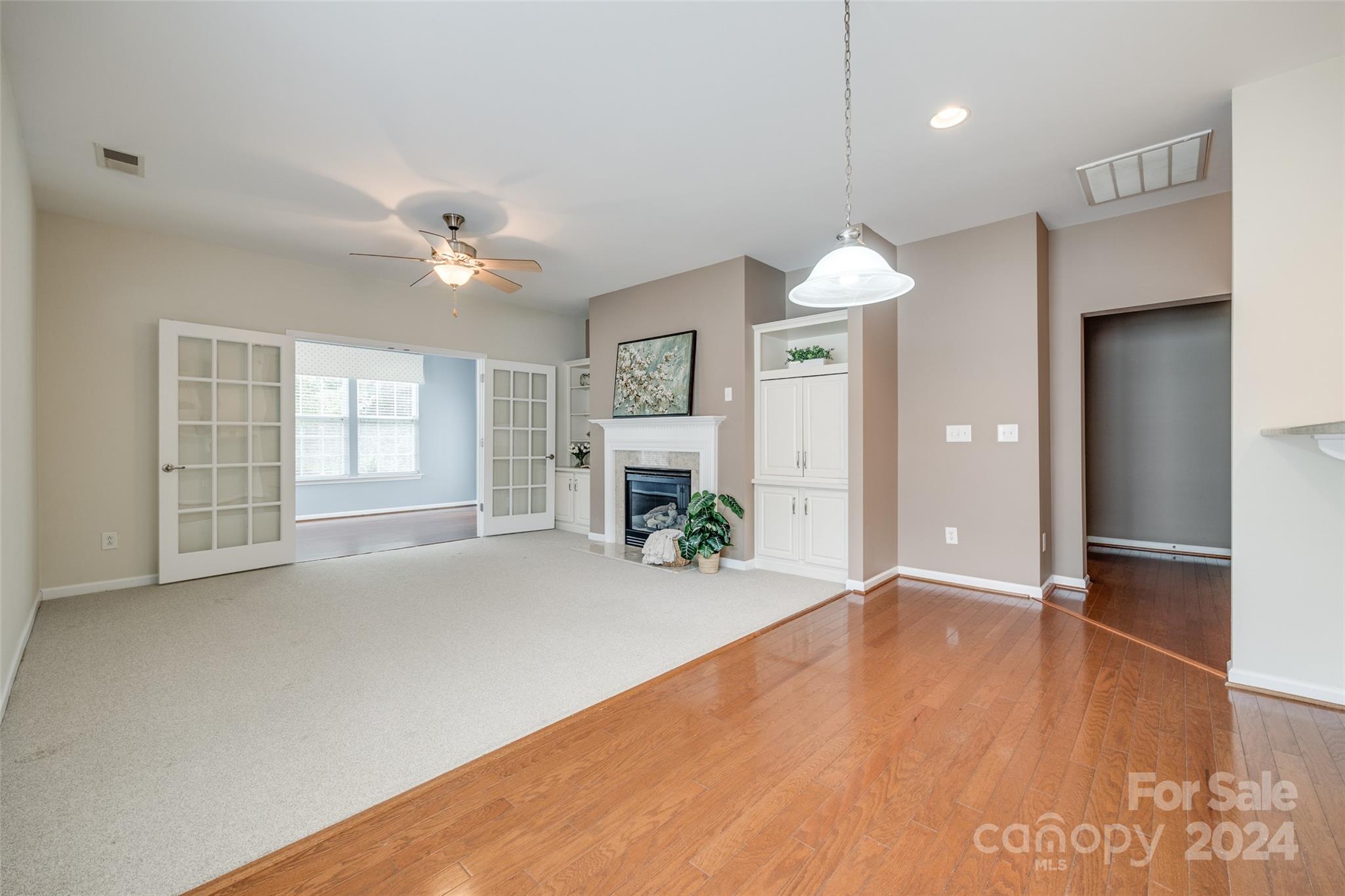 Four Seasons At Gold Hill - Residential