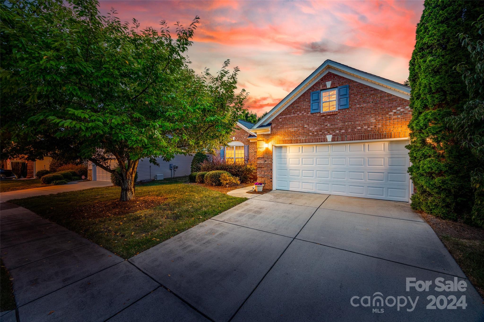 Four Seasons At Gold Hill - Residential