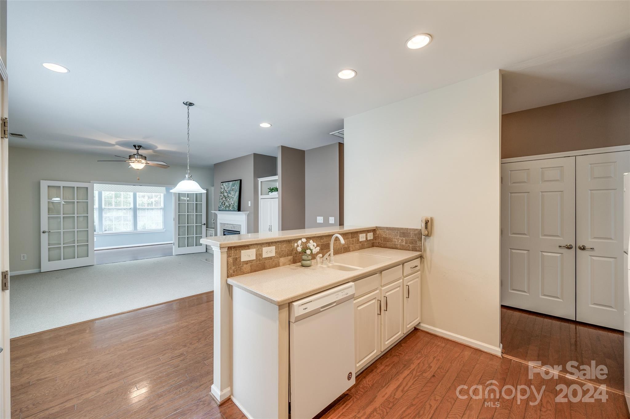 Four Seasons At Gold Hill - Residential