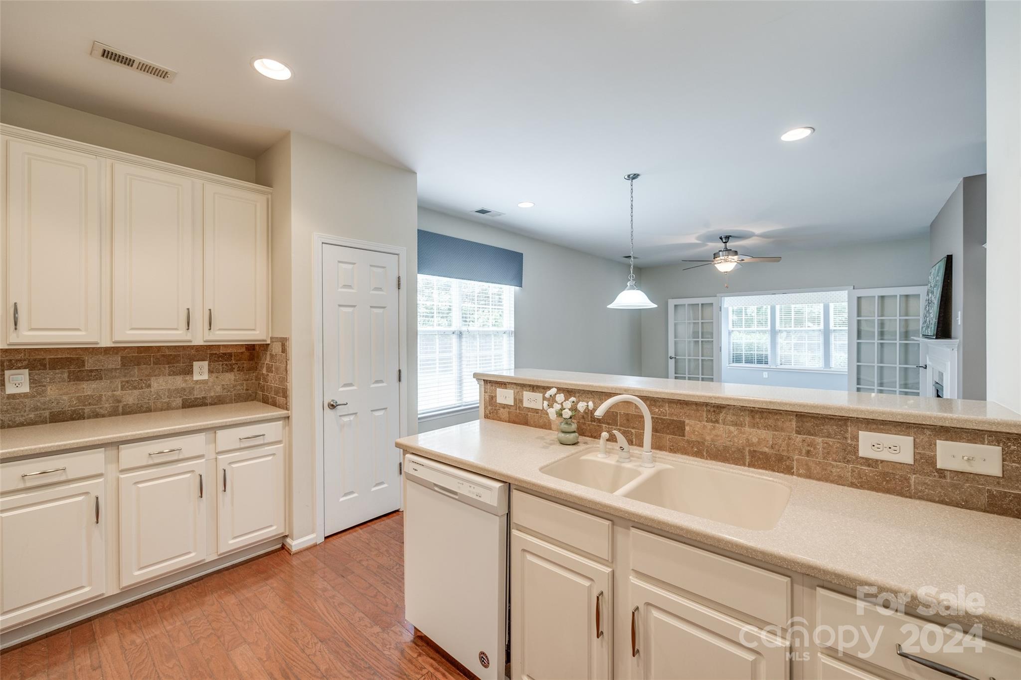 Four Seasons At Gold Hill - Residential