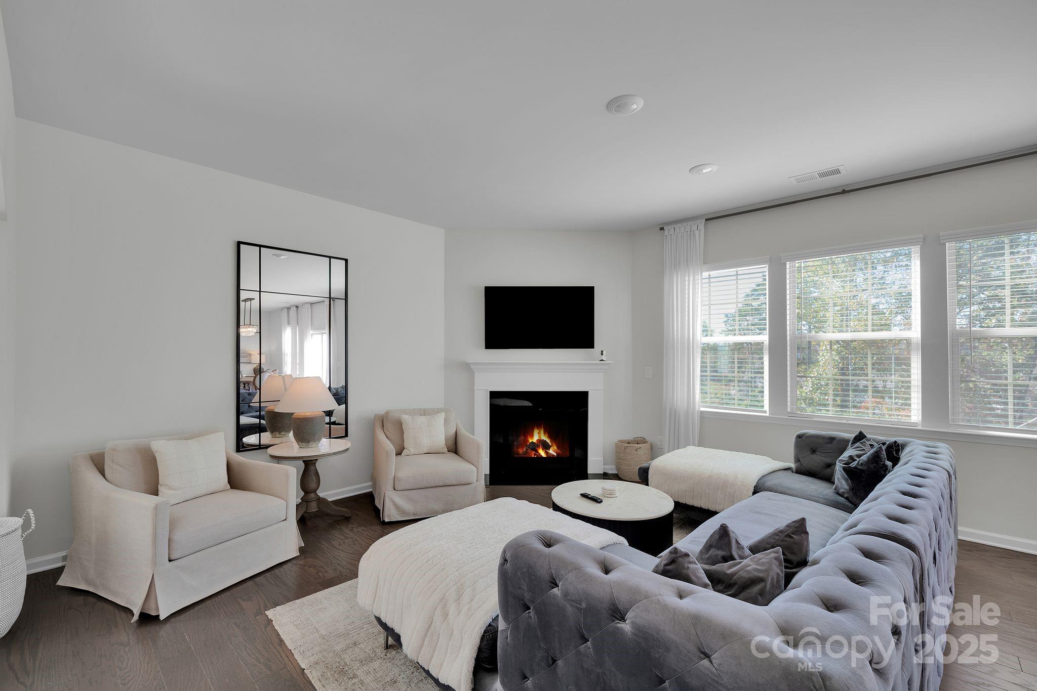 17112 Snug Harbor Road