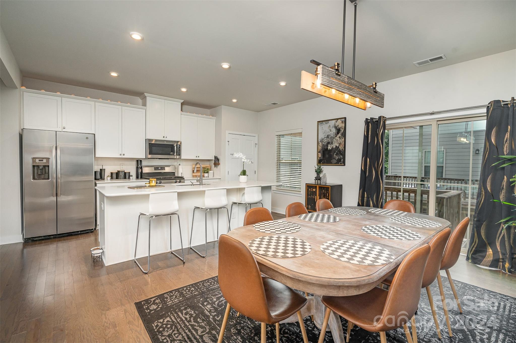 Townes of Oakhurst - Residential
