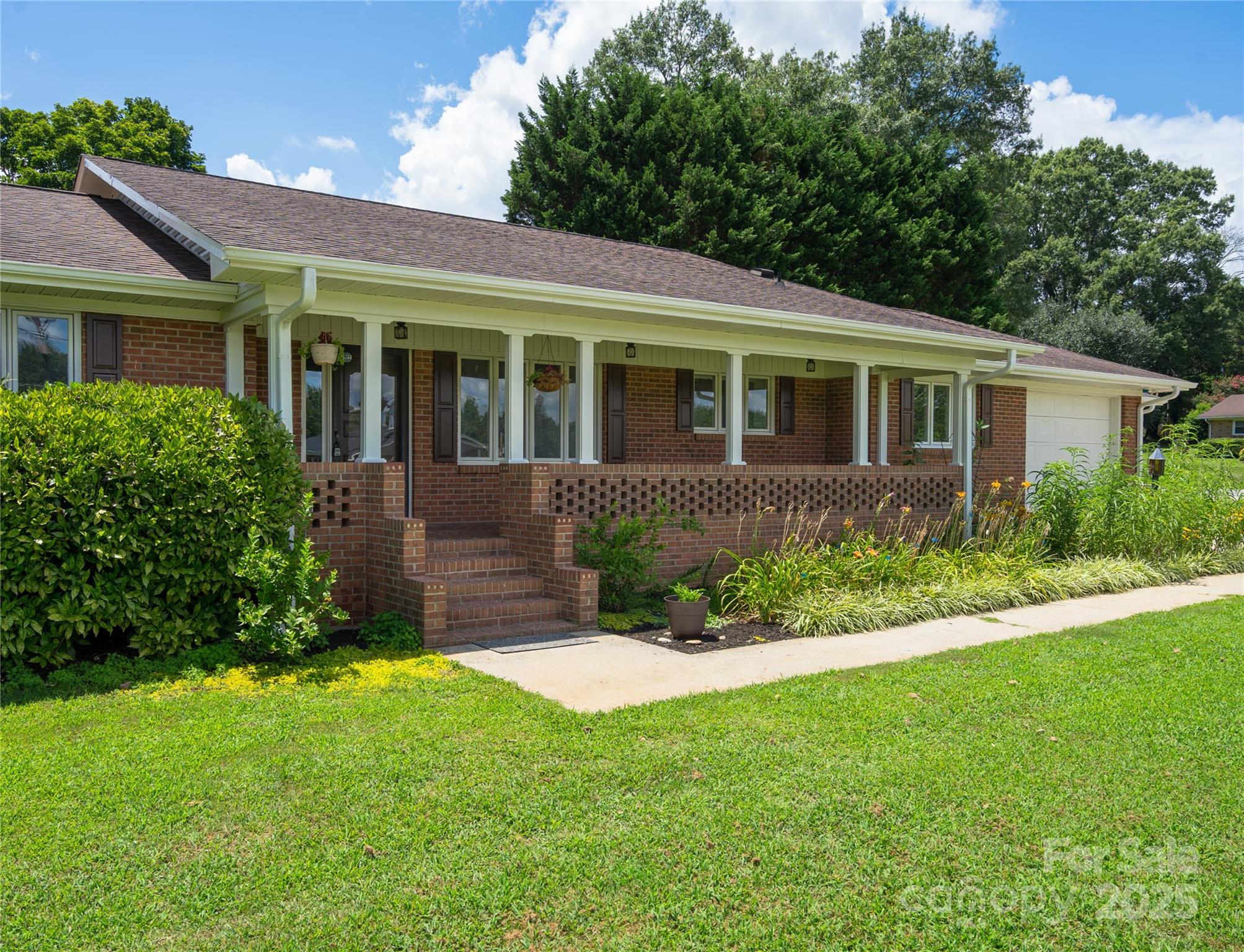 5486 E Highway 27 Highway