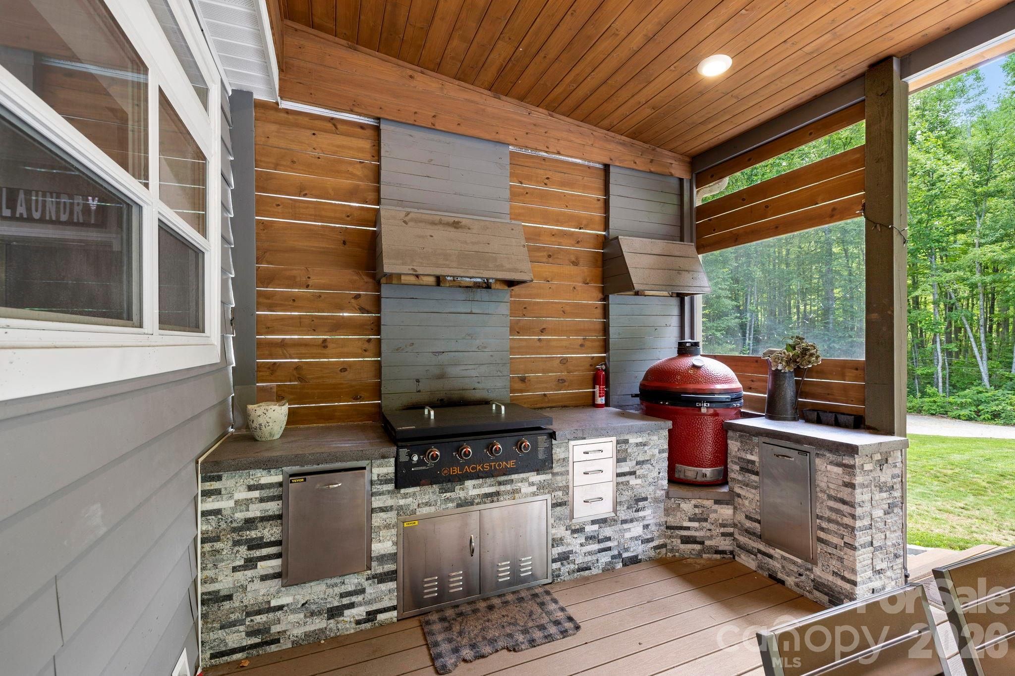 311 Charming Lane