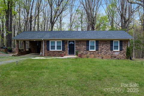 Photo of 28149 Eds Avenue, Albemarle, NC 28001 (MLS # 4238630)