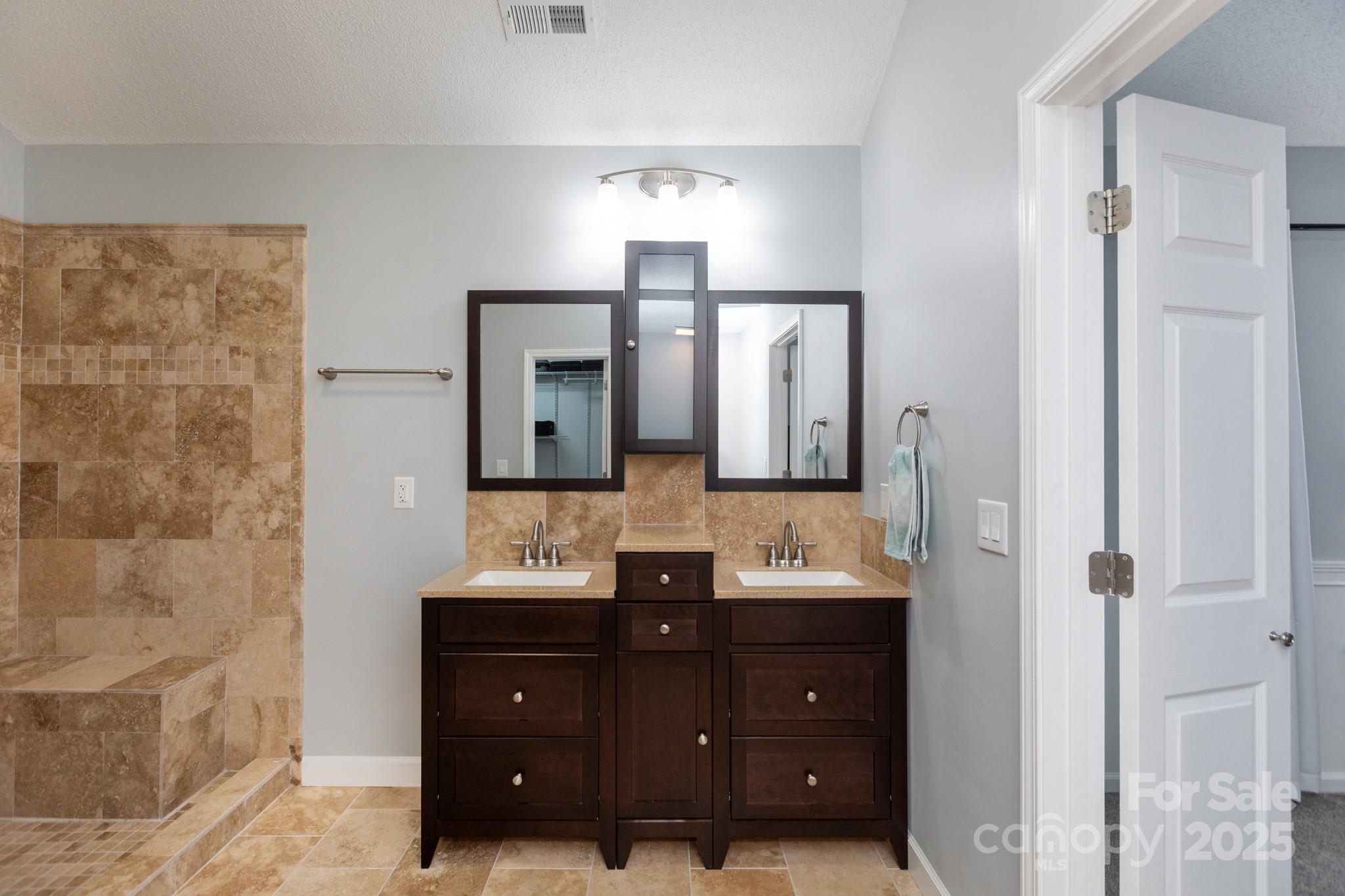 Forest Oaks - Residential