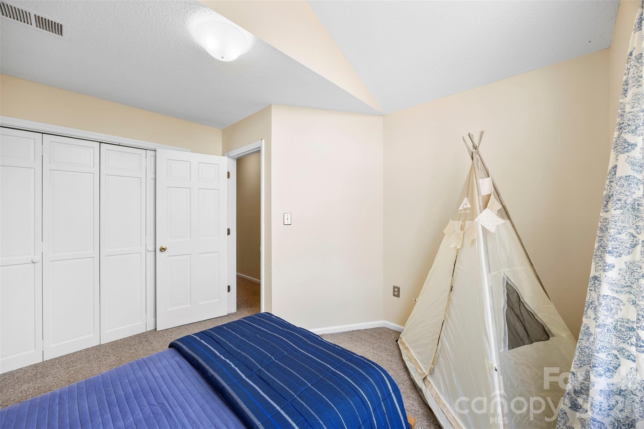 Westward Trails - Residential