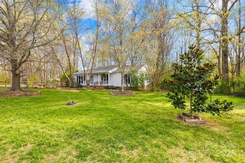 9136 Ladson Road