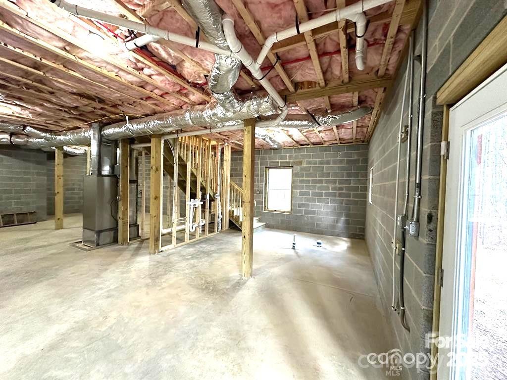 Deer Run at Lake Lure - Residential