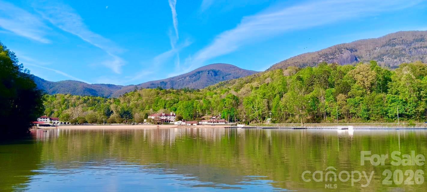 Deer Run at Lake Lure - Residential