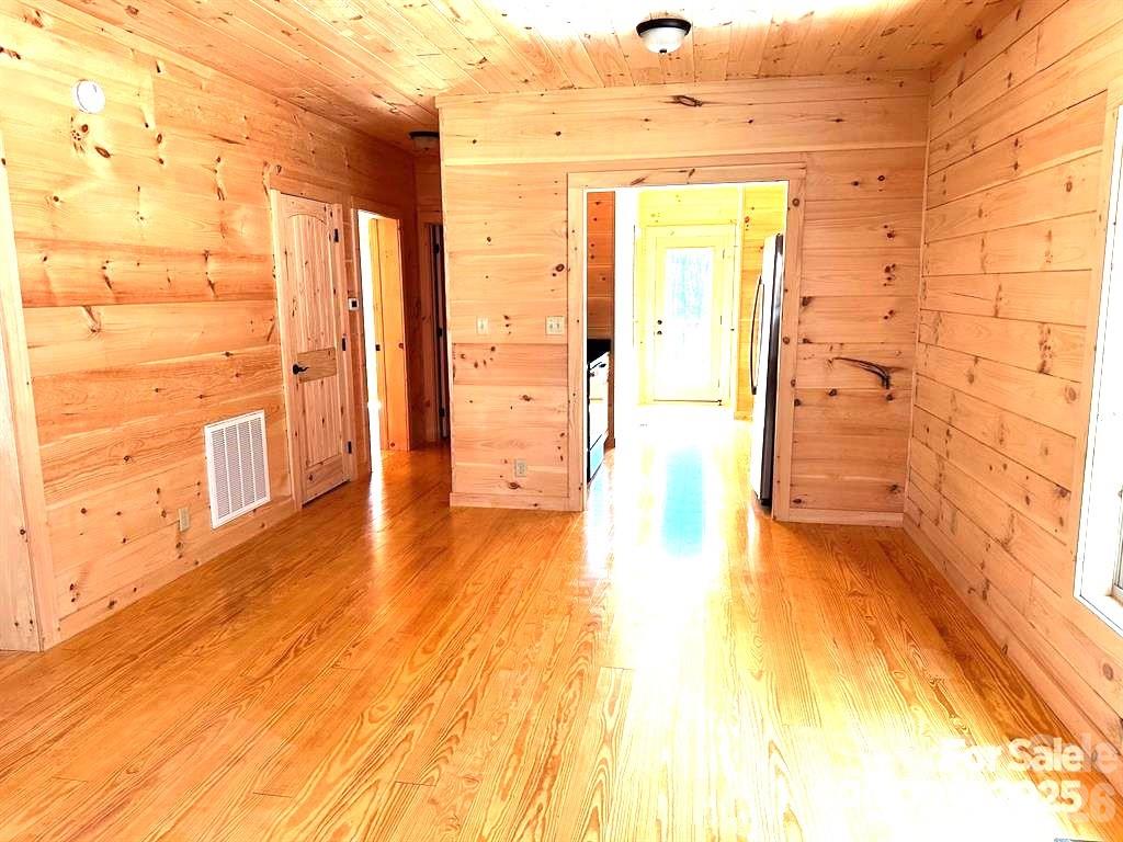 Deer Run at Lake Lure - Residential