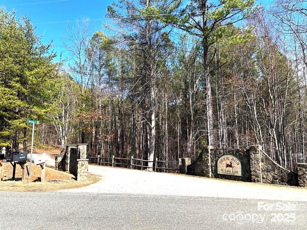 Deer Run at Lake Lure - Residential