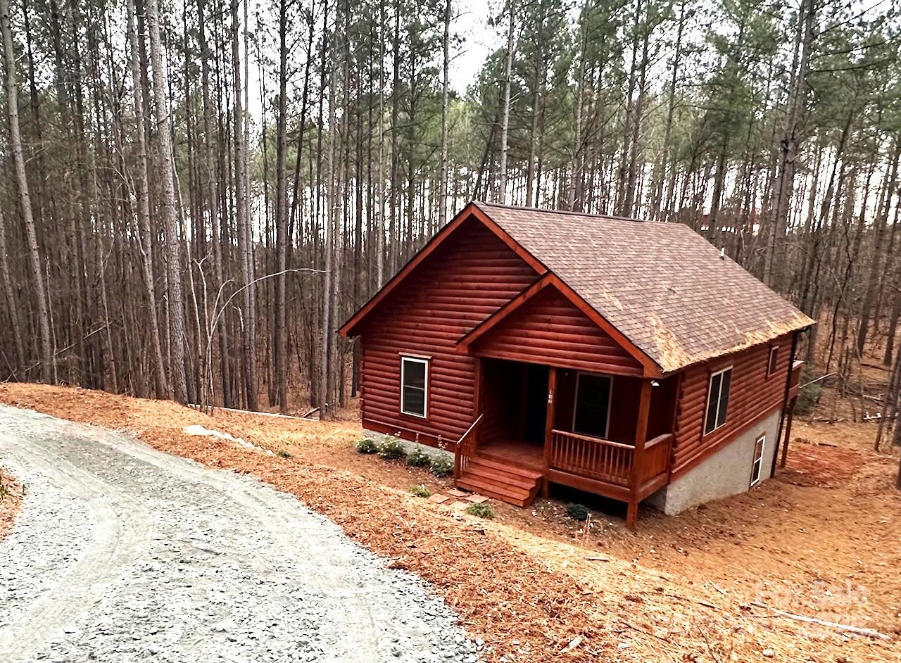 Deer Run at Lake Lure - Residential