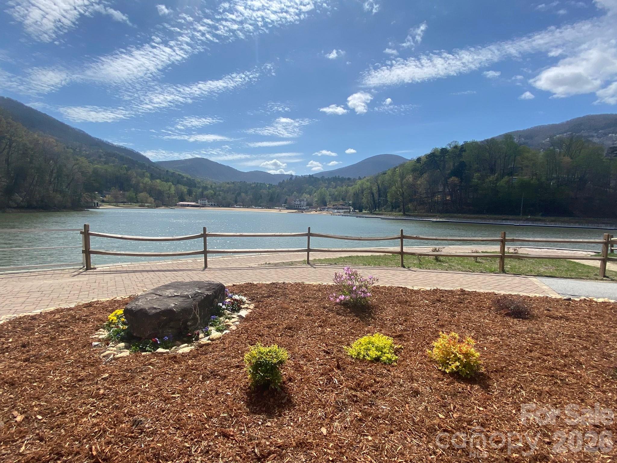 Deer Run at Lake Lure - Residential
