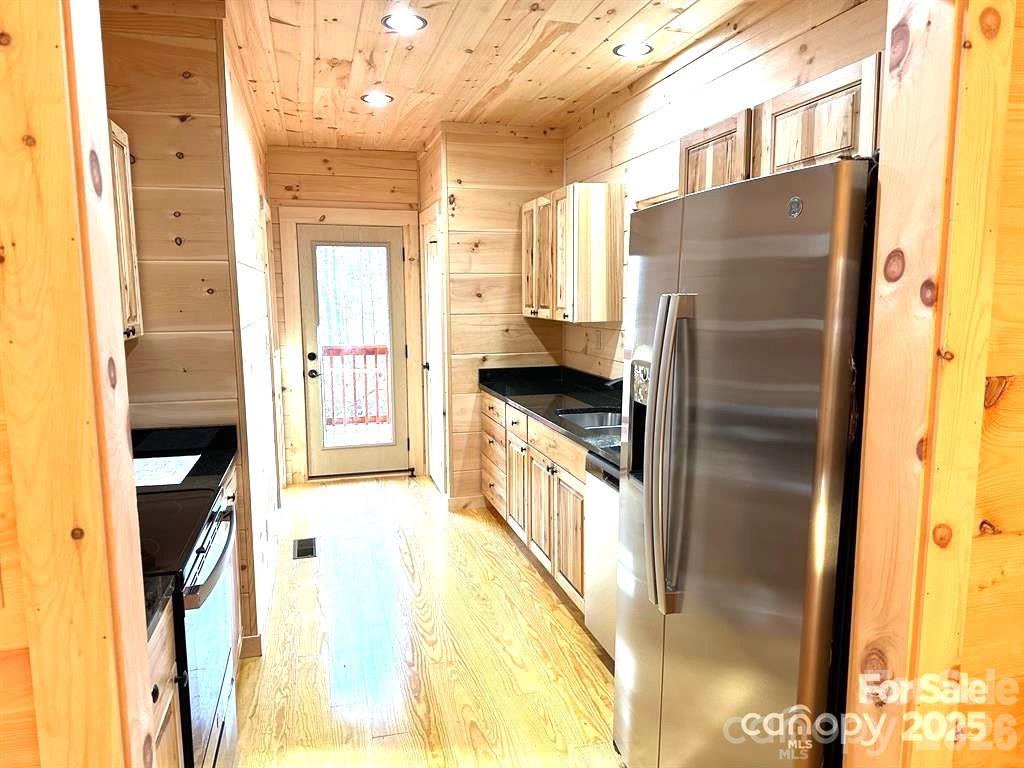 Deer Run at Lake Lure - Residential