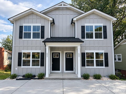 Photo of 603-605 6th Avenue SW #2, Hickory, NC 28602 (MLS # 4432480)