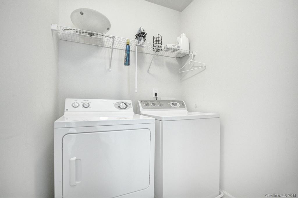 Sandy Pointe - Residential