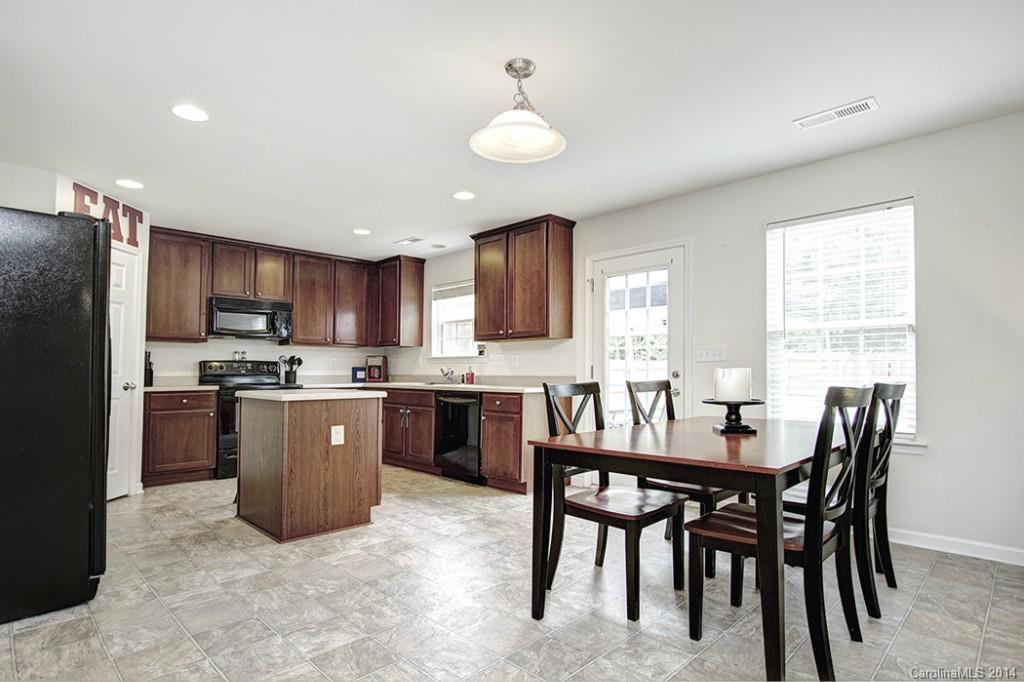 Sandy Pointe - Residential