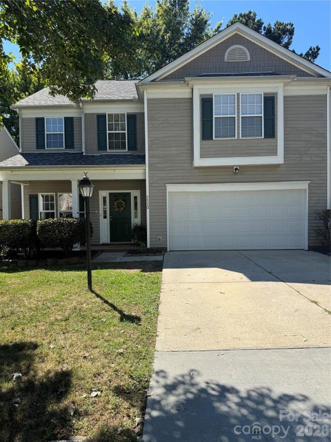 Photo of 5520 Waverly Lynn Lane, Charlotte, NC 28269 (MLS # 4424437)