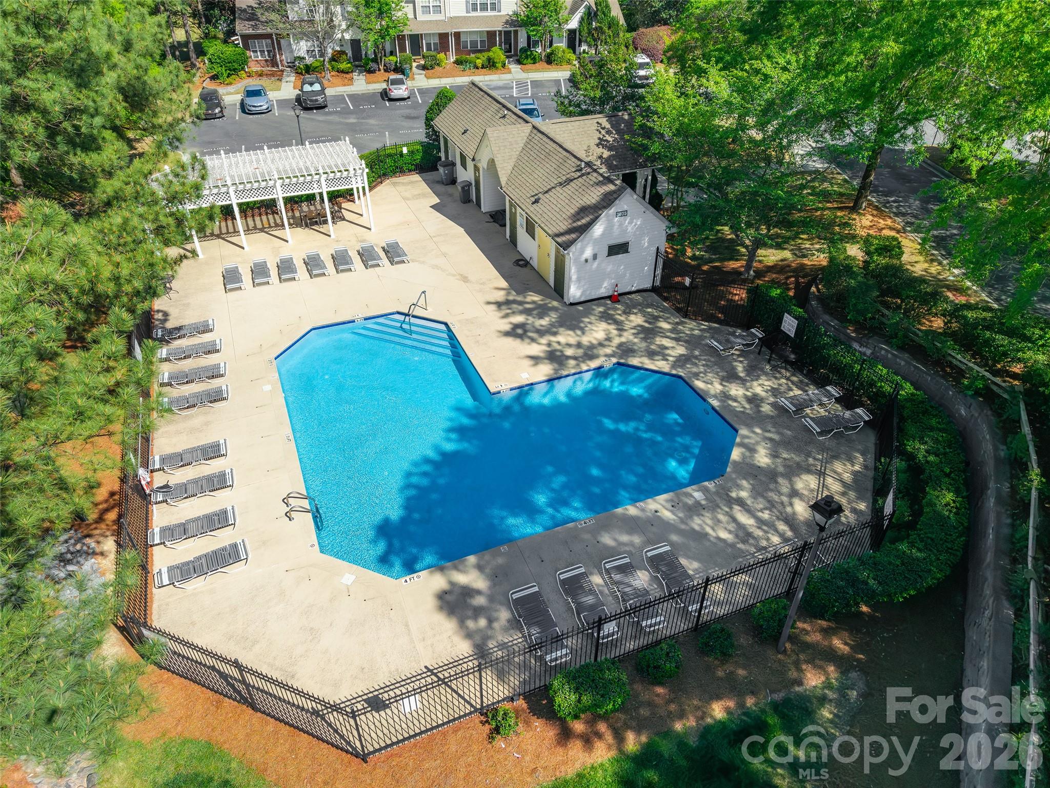 Windsor Trace - Residential