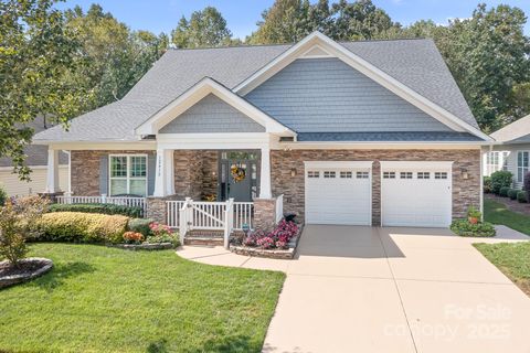 12432 Meetinghouse Drive Cornelius NC 28031