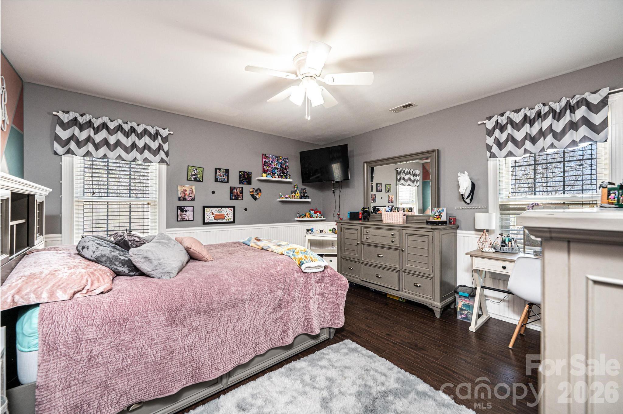 Old River Falls - Residential