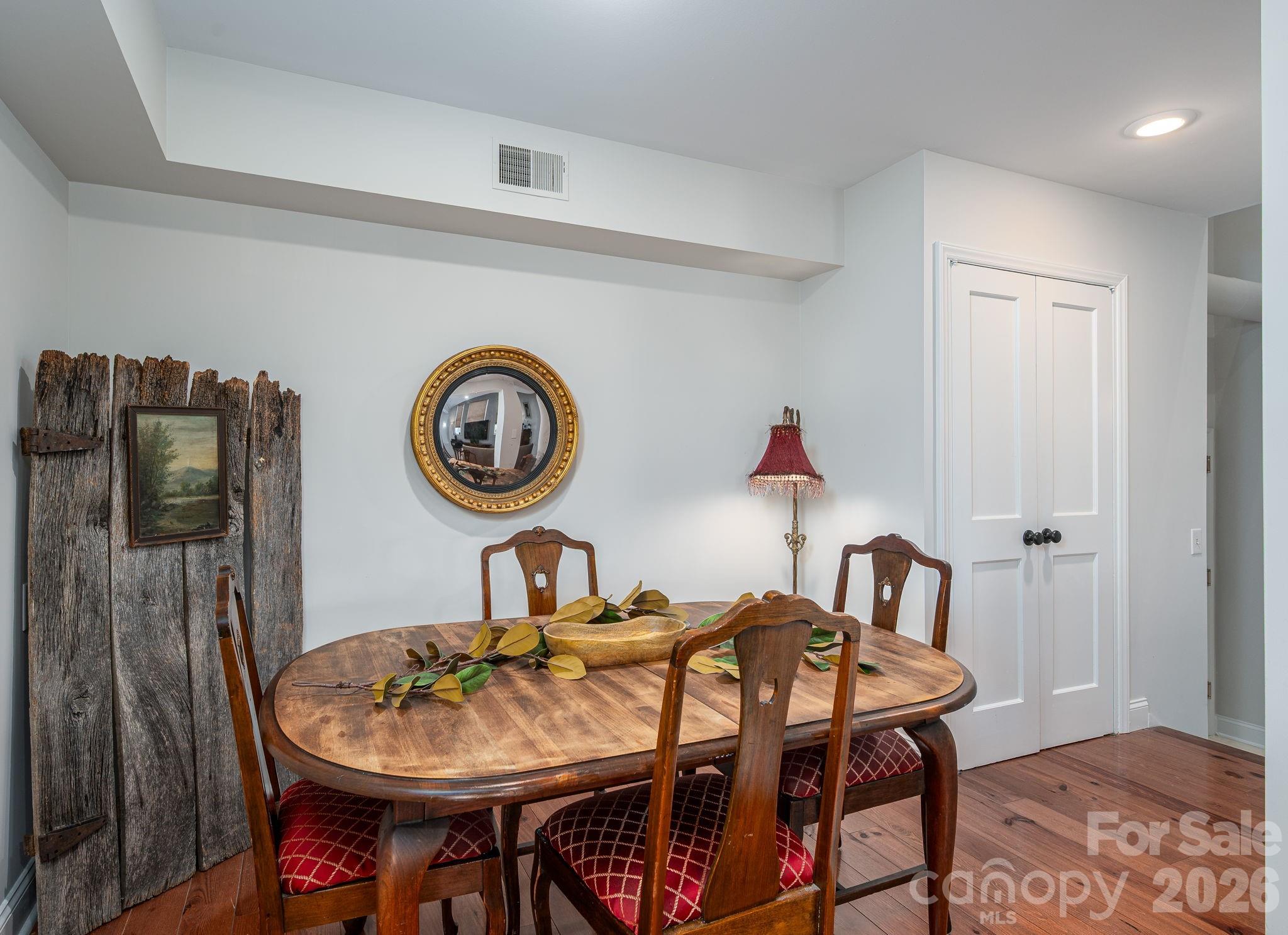 Mason Square - Residential