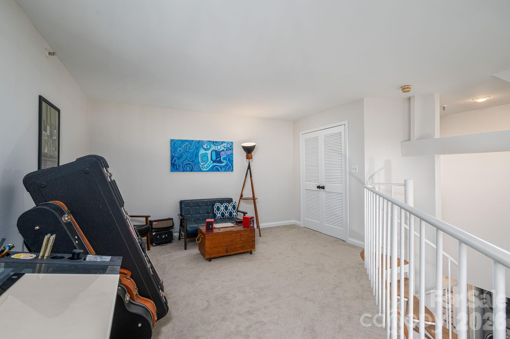 Mason Square - Residential